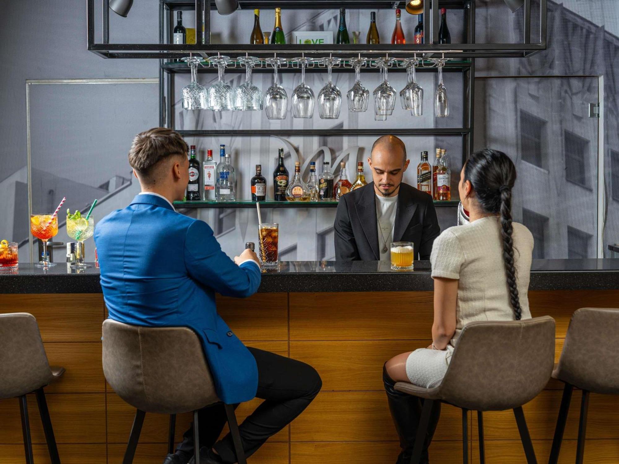 布加勒斯特乌尼里美居酒店 外观 照片